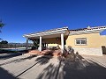 Maravillosa Villa con Piscina y Vistas a la Montaña en Petrer in  Dream Villas Alicante