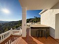 Acogedora Villa con Piscina y Vistas Panoramicas a la Montaña en Petrer in  Dream Villas Alicante