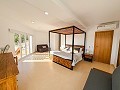 Acogedora Villa con Piscina y Vistas Panoramicas a la Montaña en Petrer in  Dream Villas Alicante