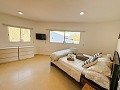 Acogedora Villa con Piscina y Vistas Panoramicas a la Montaña en Petrer in  Dream Villas Alicante