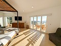 Acogedora Villa con Piscina y Vistas Panoramicas a la Montaña en Petrer in  Dream Villas Alicante