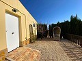 Mooi landelijk huis met zwembad in Pinoso in  Dream Villas Alicante