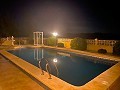 Mooi landelijk huis met zwembad in Pinoso in  Dream Villas Alicante