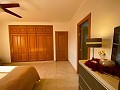 Mooi landelijk huis met zwembad in Pinoso in  Dream Villas Alicante