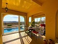 Mooi landelijk huis met zwembad in Pinoso in  Dream Villas Alicante