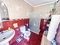 Encantadora Villa con Cocina de Verano y Casa de Invitados a 15 minutos de la Playa in  Dream Villas Alicante