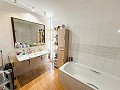 Encantadora Villa con Cocina de Verano y Casa de Invitados a 15 minutos de la Playa in  Dream Villas Alicante