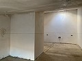 Bodega Reformada con 4 Dormitorios, 3 Baños y Piscina in  Dream Villas Alicante