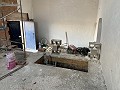 Bodega Reformada con 4 Dormitorios, 3 Baños y Piscina in  Dream Villas Alicante