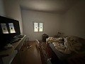 Villa met 4 slaapkamers en 2 badkamers en een houten huis met 4 slaapkamers en 2 badkamers te koop in La Romana. in  Dream Villas Alicante