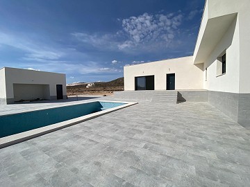 Lovely 3 Bedroom 2 Bathroom New build Villa in Canada Del Trigo completion between 2/3 months.