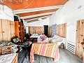 Belle maison de campagne avec piscine à Almansa in  Dream Villas Alicante