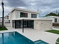 Incroyables nouvelles constructions clés en main à Lomas de Cabo Roig in  Dream Villas Alicante