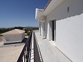 Villas de Obra Nueva en Pinoso con piscina y parcela in  Dream Villas Alicante