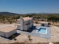 Villas de Obra Nueva en Pinoso con piscina y parcela in  Dream Villas Alicante