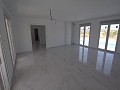 Villas de Obra Nueva en Pinoso con piscina y parcela in  Dream Villas Alicante