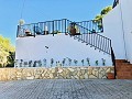 Exklusive Off-Grid-Villa auf dem Gipfel des Berges in Villena in  Dream Villas Alicante