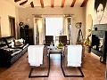 Exklusive Off-Grid-Villa auf dem Gipfel des Berges in Villena in  Dream Villas Alicante