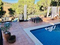 Exklusive Off-Grid-Villa auf dem Gipfel des Berges in Villena in  Dream Villas Alicante