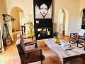 Exklusive Off-Grid-Villa auf dem Gipfel des Berges in Villena in  Dream Villas Alicante