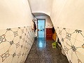 Wundervolles Stadthaus mit Geschäftsmöglichkeit in Elda in  Dream Villas Alicante