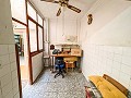 Wundervolles Stadthaus mit Geschäftsmöglichkeit in Elda in  Dream Villas Alicante