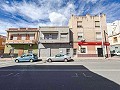 Wundervolles Stadthaus mit Geschäftsmöglichkeit in Elda in  Dream Villas Alicante