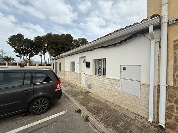 Prachtig gerenoveerd herenhuis met 4 slaapkamers en 2 badkamers in Pinoso
