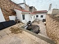 Prachtig gerenoveerd herenhuis met 4 slaapkamers en 2 badkamers in Pinoso in  Dream Villas Alicante