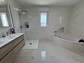 Indrukwekkende nieuwbouwvilla's in Pinoso. in  Dream Villas Alicante