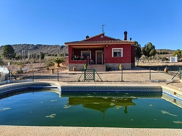  Wunderschönes Landhaus in Yecla