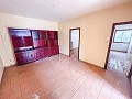 Gran Proyecto de Reforma con Opción de Comercio y 2 Apartamentos in  Dream Villas Alicante
