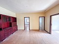 Gran Proyecto de Reforma con Opción de Comercio y 2 Apartamentos in  Dream Villas Alicante