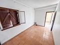 Gran Proyecto de Reforma con Opción de Comercio y 2 Apartamentos in  Dream Villas Alicante