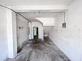 Gran Proyecto de Reforma con Opción de Comercio y 2 Apartamentos in  Dream Villas Alicante