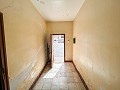 Gran Proyecto de Reforma con Opción de Comercio y 2 Apartamentos in  Dream Villas Alicante