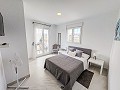 Prêt maintenant, villa spectaculaire avec piscine, maison d'amis et bar! in  Dream Villas Alicante