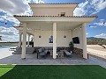 Prêt maintenant, villa spectaculaire avec piscine, maison d'amis et bar! in  Dream Villas Alicante