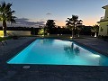 Prêt maintenant, villa spectaculaire avec piscine, maison d'amis et bar! in  Dream Villas Alicante
