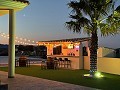 Prêt maintenant, villa spectaculaire avec piscine, maison d'amis et bar! in  Dream Villas Alicante