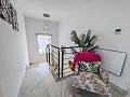 Prêt maintenant, villa spectaculaire avec piscine, maison d'amis et bar! in  Dream Villas Alicante