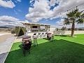 Prêt maintenant, villa spectaculaire avec piscine, maison d'amis et bar! in  Dream Villas Alicante
