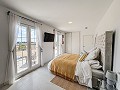 Prêt maintenant, villa spectaculaire avec piscine, maison d'amis et bar! in  Dream Villas Alicante