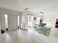 Prêt maintenant, villa spectaculaire avec piscine, maison d'amis et bar! in  Dream Villas Alicante