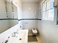 Prêt maintenant, villa spectaculaire avec piscine, maison d'amis et bar! in  Dream Villas Alicante