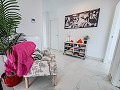 Prêt maintenant, villa spectaculaire avec piscine, maison d'amis et bar! in  Dream Villas Alicante