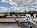 Prêt maintenant, villa spectaculaire avec piscine, maison d'amis et bar! in  Dream Villas Alicante