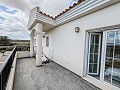 Prêt maintenant, villa spectaculaire avec piscine, maison d'amis et bar! in  Dream Villas Alicante