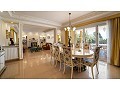 Atemberaubend Villa mit 6 Schlafzimmern und 4 Bädern in Yecla. in  Dream Villas Alicante