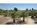 Atemberaubend Villa mit 6 Schlafzimmern und 4 Bädern in Yecla. in  Dream Villas Alicante